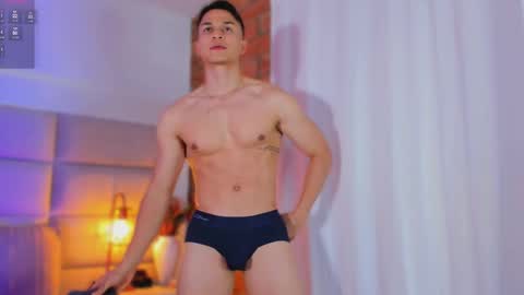 Jhosua Hunt online show from 10.12.25