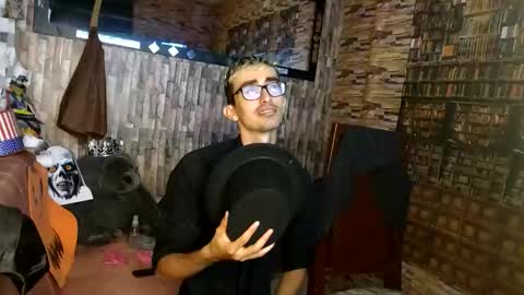 Jhosuamoore  online show from 10.30.25