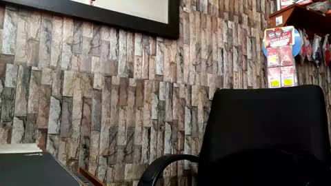 Jhosuamoore  online show from 11.29.25