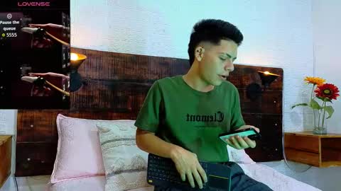 jhosuavega online show from 10.04.25