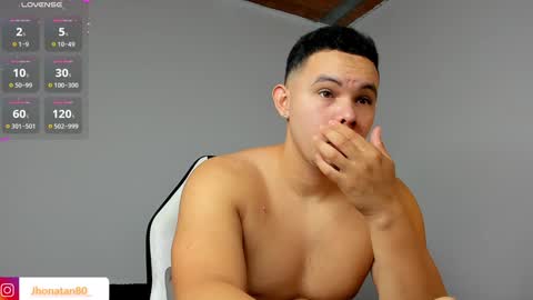 Jhonatan80  online show from 12.08.24