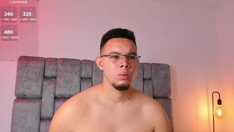 Jhonatan80  online show from 04.18.26