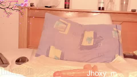 Snapshot of jhoxy_m chatting on 02.12.25 Hello iam hoxy ready to get wet online show from 02.12.25