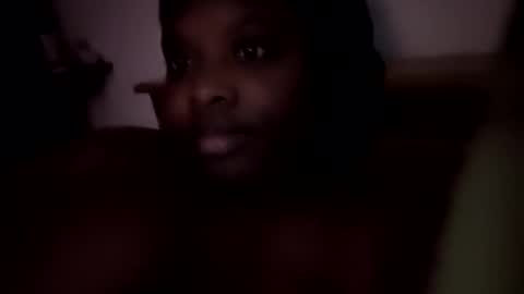 Snapshot of jhoxy_m chatting on 12.05.25 Hello iam hoxy ready to get wet online show from 12.05.25