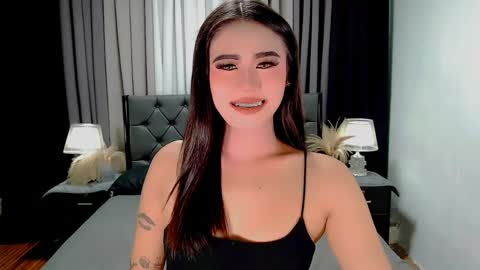 jhuliana_and_charles_room online show from 04.18.26