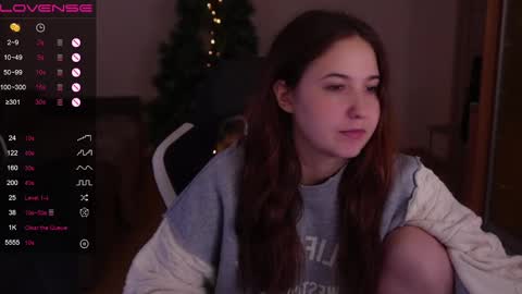 jia_lisaa online show from 12.07.24