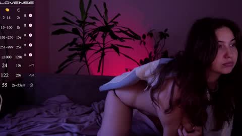 jia_lisaa online show from 09.14.25