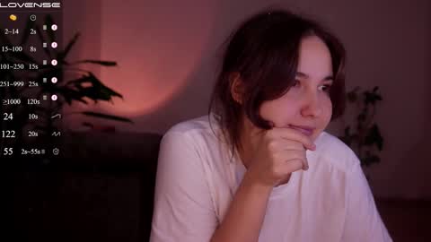 jia_lisaa online show from 09.19.25