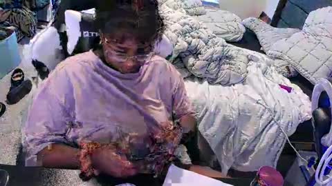 Snapshot of jigglypineapples chatting on 09.15.25 goldenbaby online show from 09.15.25