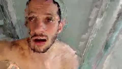 Snapshot of jimisroom chatting on 10.13.25 jimisroom online show from 10.13.25