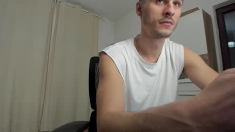 Snapshot of jimmys_style chatting on 09.26.25 AlphaJimmy online show from 09.26.25