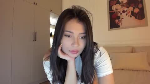 Snapshot of jina_meow chatting on 07.19.26 Jina meow online show from 07.19.26
