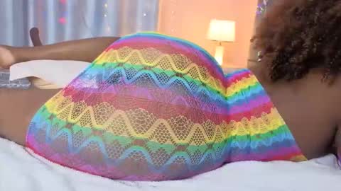 Snapshot of jinglefancypuff chatting on 12.23.25 jinglefancypuff online show from 12.23.25