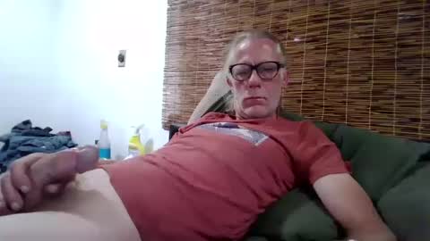 jizzmitten5 online show from 10.10.25