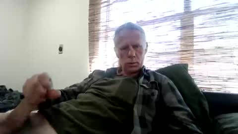 Snapshot of jizzmitten5 chatting on 03.14.26 jizzmitten5 online show from 03.14.26