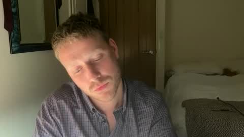 Snapshot of jjjamesxx chatting on 10.03.25 jjjamesxx online show from 10.03.25