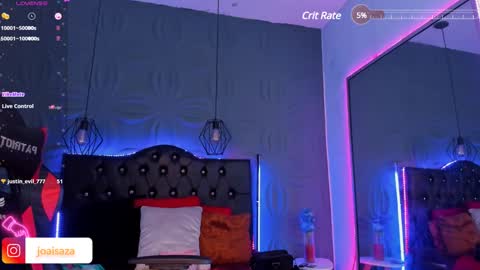 Snapshot of joaisaza chatting on 12.19.24 Joa Isaza     online show from 12.19.24