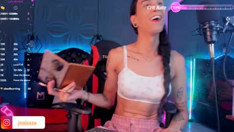 Snapshot of joaisaza chatting on 12.28.24 Joa Isaza     online show from 12.28.24