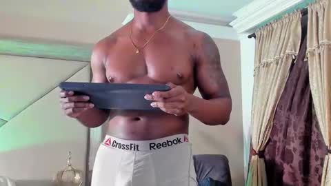 JOAN SAENZ online show from 02.17.25