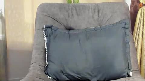 JOAN SAENZ online show from 02.27.25