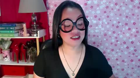 Joana online show from 11.22.25