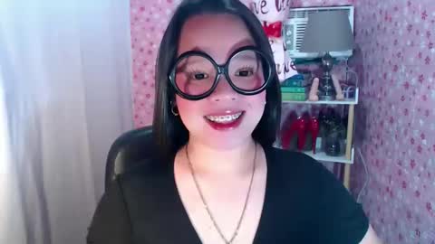 Joana online show from 11.25.25