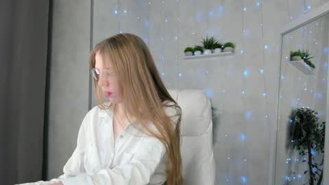 joann_shermann online show from 10.26.25
