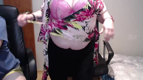 Joanna and Greg online show from 01.11.25