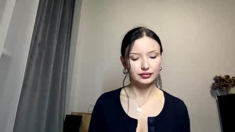 Joan online show from 04.12.26