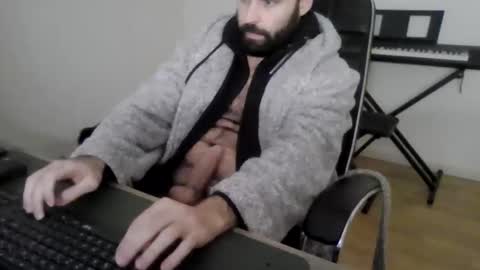 joaodias_18 online show from 01.05.26