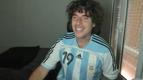 Snapshot of joaquin420_hot chatting on 04.24.26 joaquin420_hot online show from 04.24.26