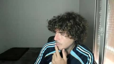 Snapshot of joaquin420_hot chatting on 05.03.26 joaquin420_hot online show from 05.03.26