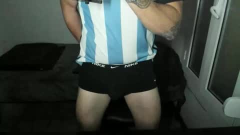 Snapshot of joaquin420_hot chatting on 05.14.26 joaquin420_hot online show from 05.14.26