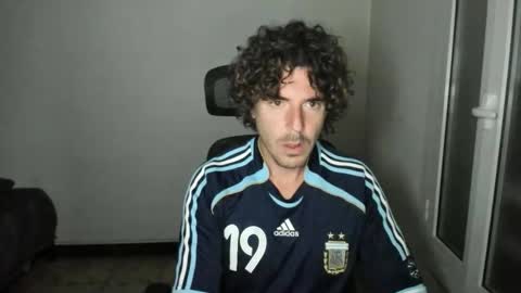 Snapshot of joaquin420_hot chatting on 05.17.26 joaquin420_hot online show from 05.17.26