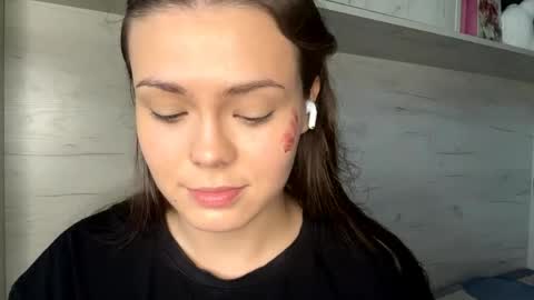 Mila online show from 04.22.26