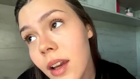 Mila online show from 06.18.26
