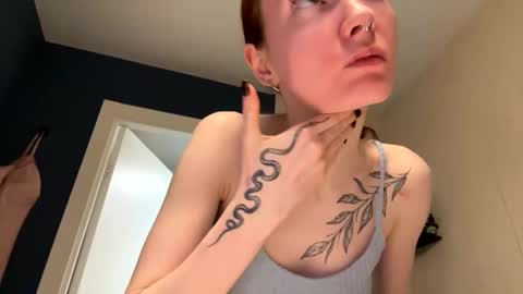 Snapshot of joe___joe chatting on 02.26.25 Joe online show from 02.26.25