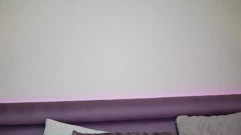  Joelle  online show from 12.17.25