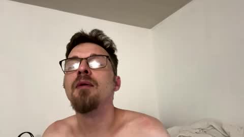 Snapshot of joemama34 chatting on 02.16.25 Xtina online show from 02.16.25