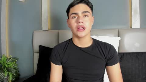 Snapshot of joeymiills chatting on 03.04.26 JOEY online show from 03.04.26