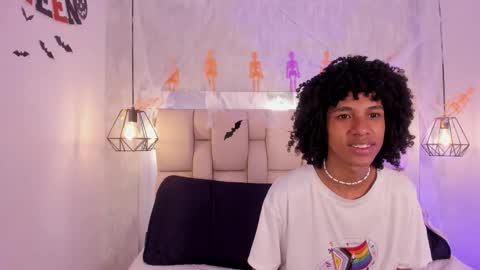 Johan  online show from 10.22.25