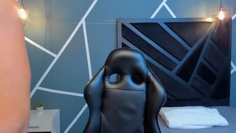 Johan Williams online show from 12.10.24