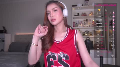 Snapshot of johannarodriguez23 chatting on 12.15.24 Johanna Rodriguez online show from 12.15.24