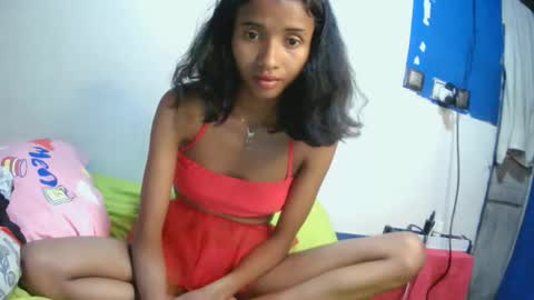 Snapshot of johanne4 chatting on 10.12.25 johanne4 online show from 10.12.25