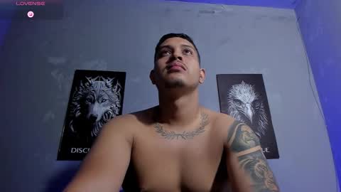 Snapshot of johansmith__ chatting on 02.20.26 Johan Smith online show from 02.20.26