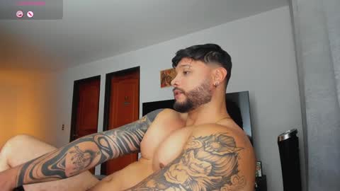 King -    online show from 12.10.24