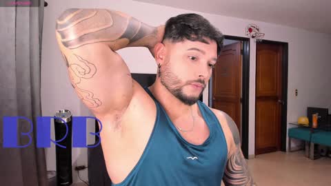 King -    online show from 01.05.25