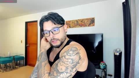 King -    online show from 02.03.25