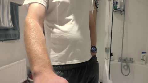 Snapshot of john340 chatting on 10.02.25 John online show from 10.02.25