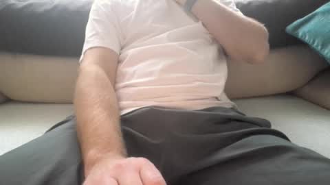 Snapshot of john340 chatting on 11.06.25 John online show from 11.06.25